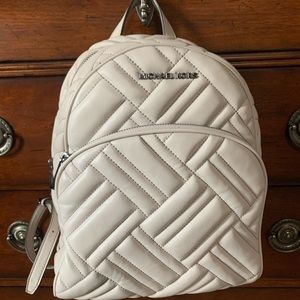 Michael Kors Backpack 💙